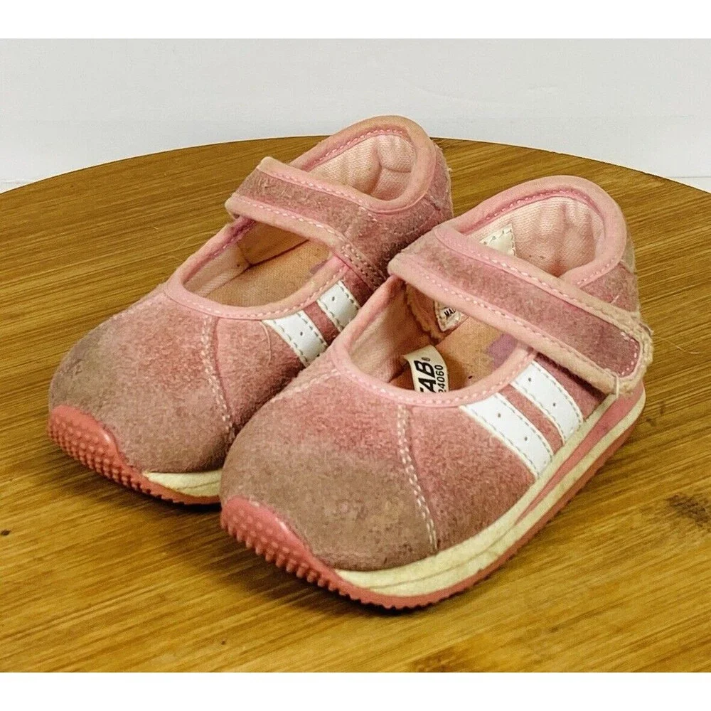 Sox-tab Baby Girl Suede Pink Shoe Size 4
